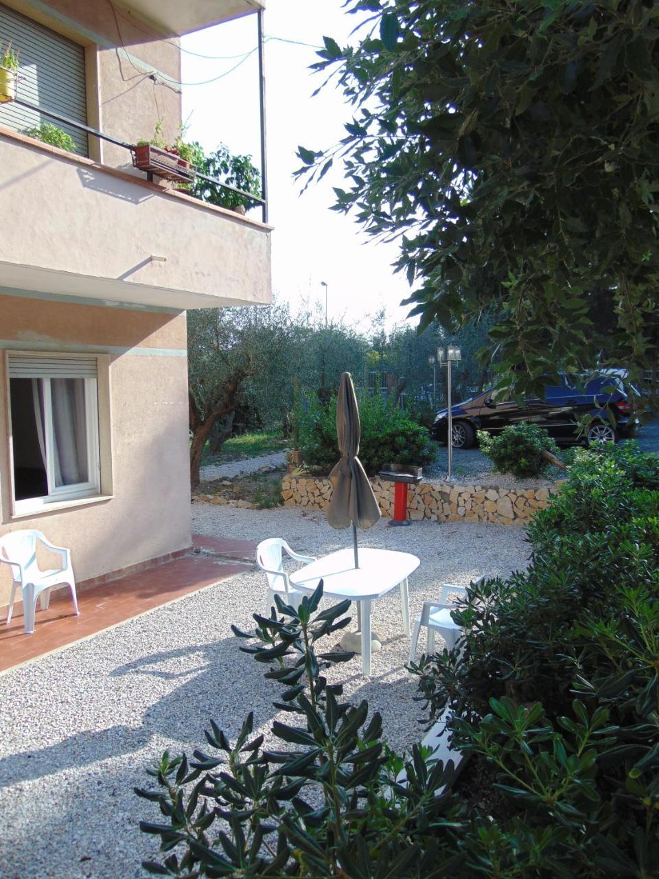 Appartamento Il Geranio Quercianella Exterior photo